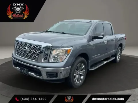 Gray 2019 Nissan Titan Crew Cab SV Pickup 4D 5 1/2 ft for sale in Altavista, VA