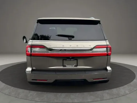 More photos of 2019 Lincoln Navigator L Reserve Sport Utility 4D at DNX Motors Altavista, VA