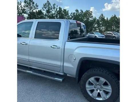 More photos of 2018 GMC Sierra 1500 Crew Cab SLT Pickup 4D 5 3/4 ft at DNX Motors Altavista, VA
