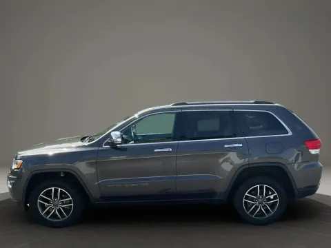 Photos of 2019 Jeep Grand Cherokee Limited Sport Utility 4D for sale in Altavista, VA at DNX Motors Altavista