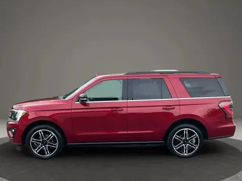 Photos of 2019 Ford Expedition Limited Sport Utility 4D for sale in Altavista, VA at DNX Motors Altavista