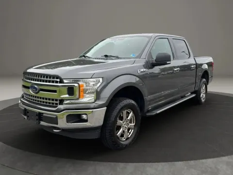Photos of 2020 Ford F-150 SuperCrew Cab XLT Pickup 4D 5 1/2 ft for sale in Altavista, VA at DNX Motors Altavista