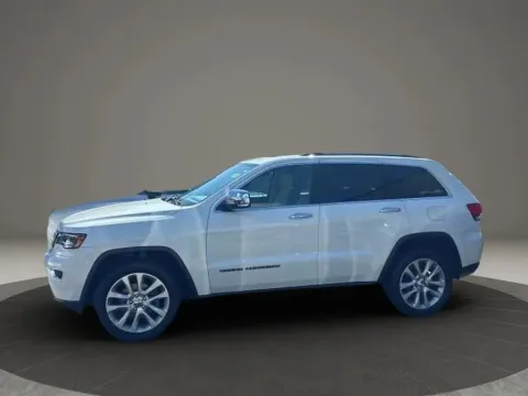 More photos of 2017 Jeep Grand Cherokee Limited Sport Utility 4D at DNX Motors Altavista, VA
