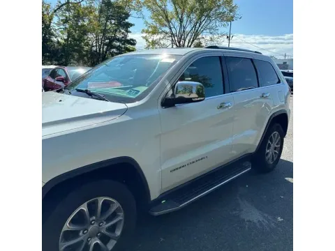 Photos of 2016 Jeep Grand Cherokee Limited Sport Utility 4D for sale in Altavista, VA at DNX Motors Altavista