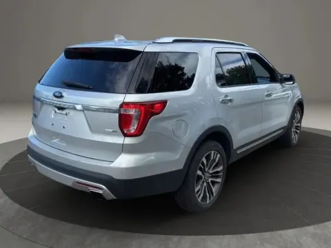 More photos of 2017 Ford Explorer Platinum Sport Utility 4D at DNX Motors Altavista, VA