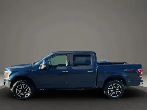 Photos of 2020 Ford F-150 SuperCrew Cab XLT Pickup 4D 5 1/2 ft for sale in Altavista, VA at DNX Motors Altavista