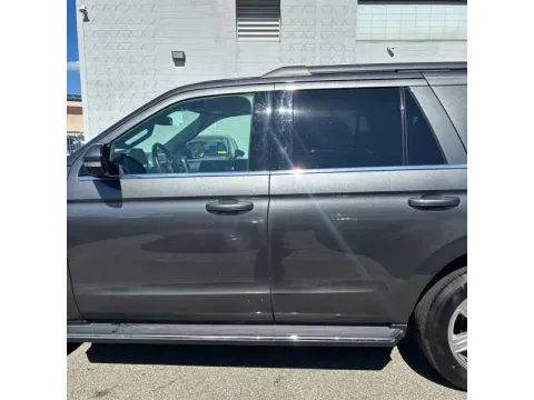 Another view of 2020 Ford Expedition XLT Sport Utility 4D for sale in Altavista, VA at DNX Motors Altavista