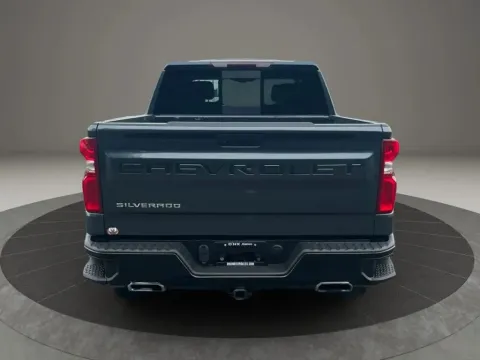 More photos of 2020 Chevrolet Silverado 1500 Crew Cab LT Trail Boss Pickup 4D 5 3/4 ft at DNX Motors Altavista, VA