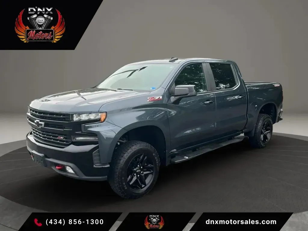 Gray 2020 Chevrolet Silverado 1500 Crew Cab LT Trail Boss Pickup 4D 5 3/4 ft for sale in Altavista, VA