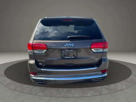 More photos of 2018 Jeep Grand Cherokee Summit Sport Utility 4D at DNX Motors Altavista, VA