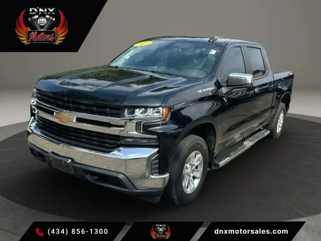 Black 2019 Chevrolet Silverado 1500 Crew Cab LT Pickup 4D 5 3/4 ft for sale in Altavista, VA