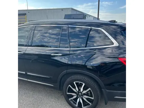 More photos of 2019 Honda Pilot Elite Sport Utility 4D at DNX Motors Altavista, VA
