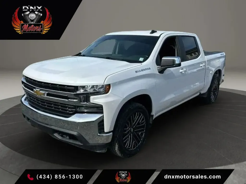 White 2019 Chevrolet Silverado 1500 Crew Cab LT Pickup 4D 5 3/4 ft for sale in Altavista, VA
