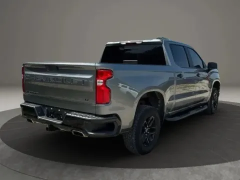 More photos of 2021 Chevrolet Silverado 1500 Crew Cab LT Trail Boss Pickup 4D 5 3/4 ft at DNX Motors Altavista, VA