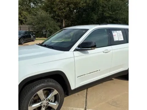 Photos of 2021 Jeep Grand Cherokee L Limited Sport Utility 4D for sale in Altavista, VA at DNX Motors Altavista