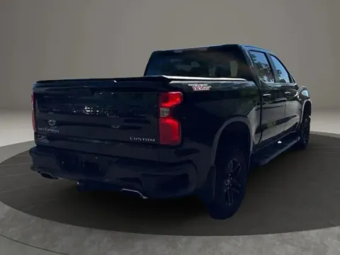 More photos of 2019 Chevrolet Silverado 1500 Crew Cab Custom Trail Boss Pickup 4D 5 3/4 ft at DNX Motors Altavista, VA