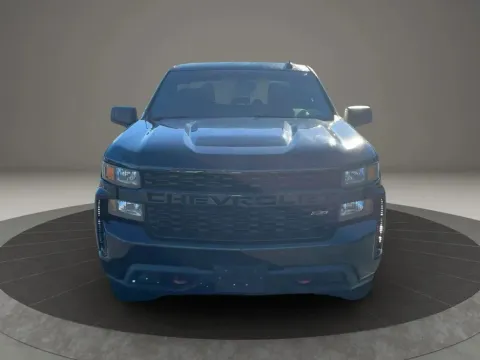 Photos of 2019 Chevrolet Silverado 1500 Crew Cab Custom Trail Boss Pickup 4D 5 3/4 ft for sale in Altavista, VA at DNX Motors Altavista