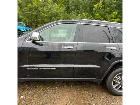 Another view of 2020 Jeep Grand Cherokee Limited Sport Utility 4D for sale in Altavista, VA at DNX Motors Altavista