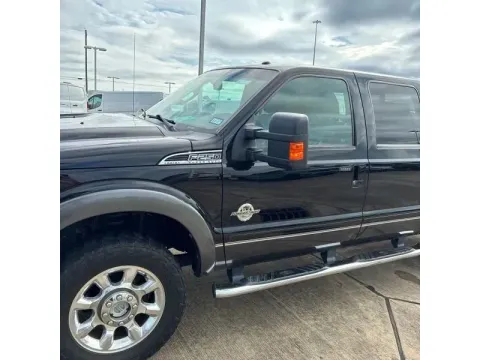 Photos of 2016 Ford F250 Super Duty Crew Cab Lariat Pickup 4D 6 3/4 ft for sale in Altavista, VA at DNX Motors Altavista