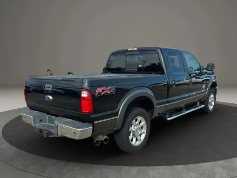 More photos of 2016 Ford F250 Super Duty Crew Cab Lariat Pickup 4D 6 3/4 ft at DNX Motors Altavista, VA