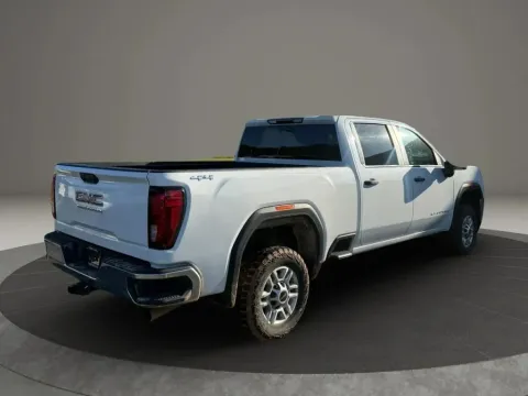 More photos of 2021 GMC Sierra 2500 HD Crew Cab Pickup 4D 6 1/2 ft at DNX Motors Altavista, VA