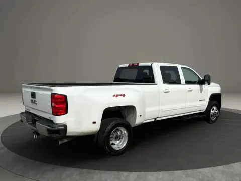 More photos of 2019 GMC Sierra 3500 HD Crew Cab SLE Pickup 4D 8 ft at DNX Motors Altavista, VA