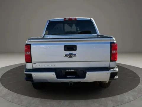 More photos of 2018 Chevrolet Silverado 1500 Crew Cab Z71 LT Pickup 4D 5 3/4 ft at DNX Motors Altavista, VA