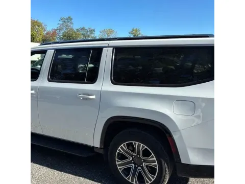 More photos of 2023 Jeep Wagoneer L Series II Sport Utility 4D at DNX Motors Altavista, VA
