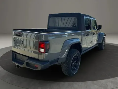 More photos of 2022 Jeep Gladiator Willys Sport Pickup 4D 5 ft at DNX Motors Altavista, VA