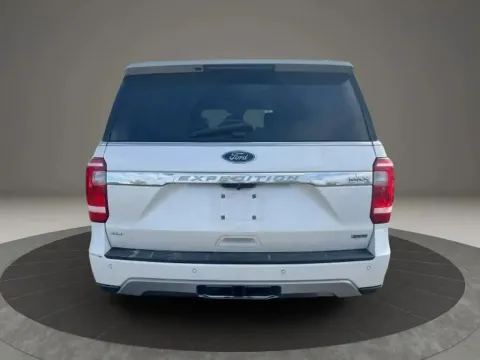 Another view of 2018 Ford Expedition MAX XLT Sport Utility 4D for sale in Altavista, VA at DNX Motors Altavista