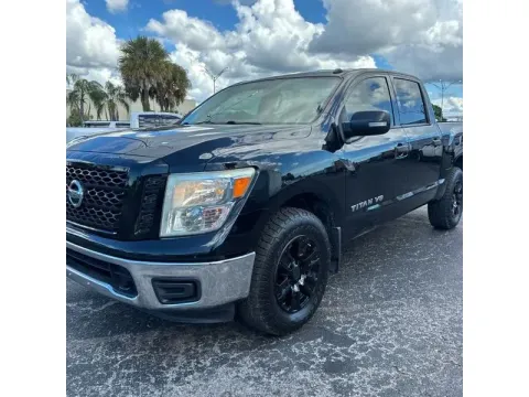 Photos of 2019 Nissan Titan Crew Cab SV Pickup 4D 5 1/2 ft for sale in Altavista, VA at DNX Motors Altavista