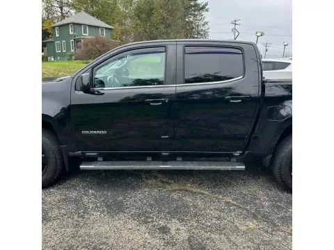 Photos of 2016 Chevrolet Colorado Crew Cab LT Pickup 4D 5 ft for sale in Altavista, VA at DNX Motors Altavista