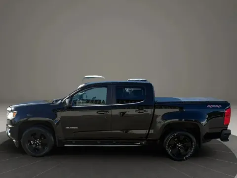 Photos of 2016 Chevrolet Colorado Crew Cab LT Pickup 4D 5 ft for sale in Altavista, VA at DNX Motors Altavista