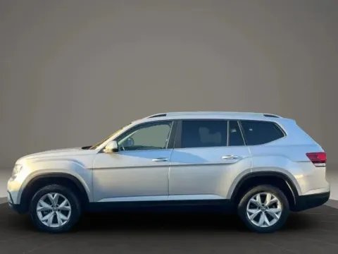 Photos of 2019 Volkswagen Atlas SE 4Motion Sport Utility 4D for sale in Altavista, VA at DNX Motors Altavista