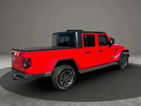 More photos of 2020 Jeep Gladiator Overland Pickup 4D 5 ft at DNX Motors Altavista, VA