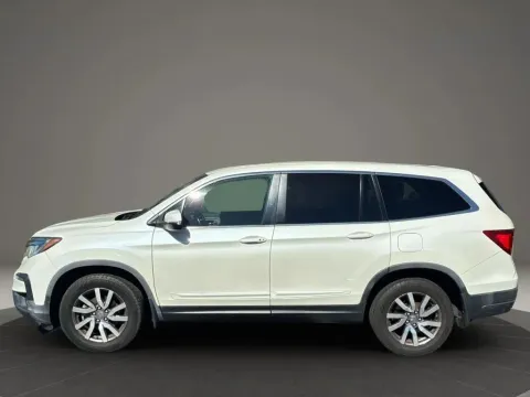 Another view of 2019 Honda Pilot EX-L Sport Utility 4D for sale in Altavista, VA at DNX Motors Altavista