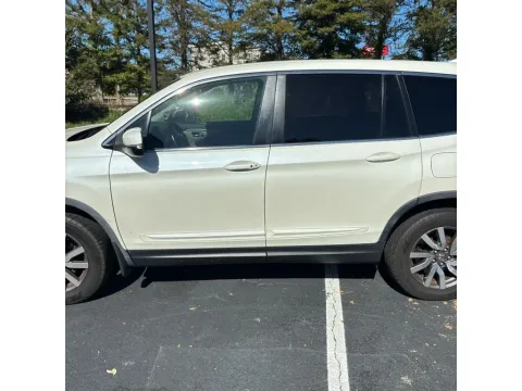 More photos of 2019 Honda Pilot EX-L Sport Utility 4D at DNX Motors Altavista, VA