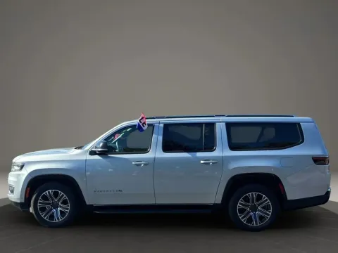 Photos of 2024 Jeep Wagoneer L Series II Sport Utility 4D for sale in Altavista, VA at DNX Motors Altavista