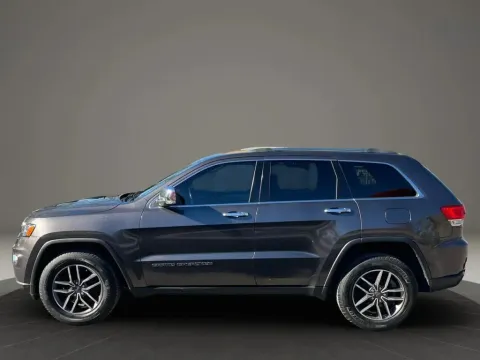 Photos of 2019 Jeep Grand Cherokee Limited Sport Utility 4D for sale in Altavista, VA at DNX Motors Altavista