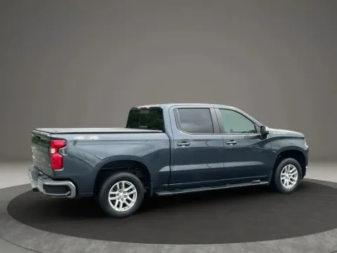 More photos of 2020 Chevrolet Silverado 1500 Crew Cab LT Pickup 4D 5 3/4 ft at DNX Motors Forest, VA