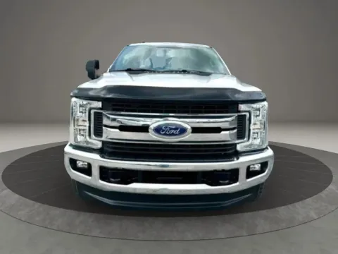 Photos of 2019 Ford F250 Super Duty Crew Cab XLT Pickup 4D 6 3/4 ft for sale in Forest, VA at DNX Motors Forest