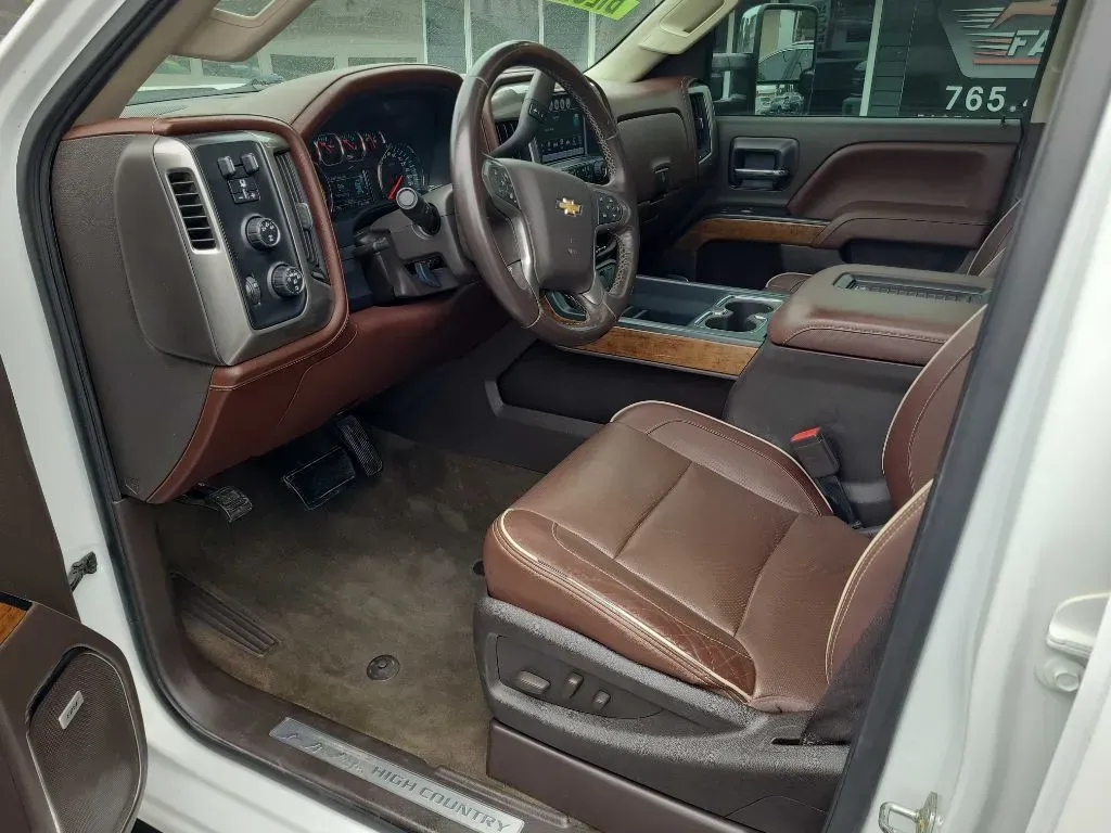 2016 Chevrolet Silverado 2500HD High Country - Photo 10