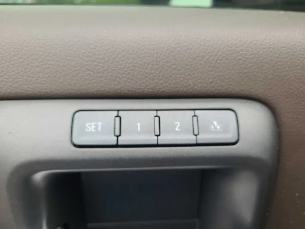 2016 Chevrolet Silverado 2500HD High Country - Photo 31