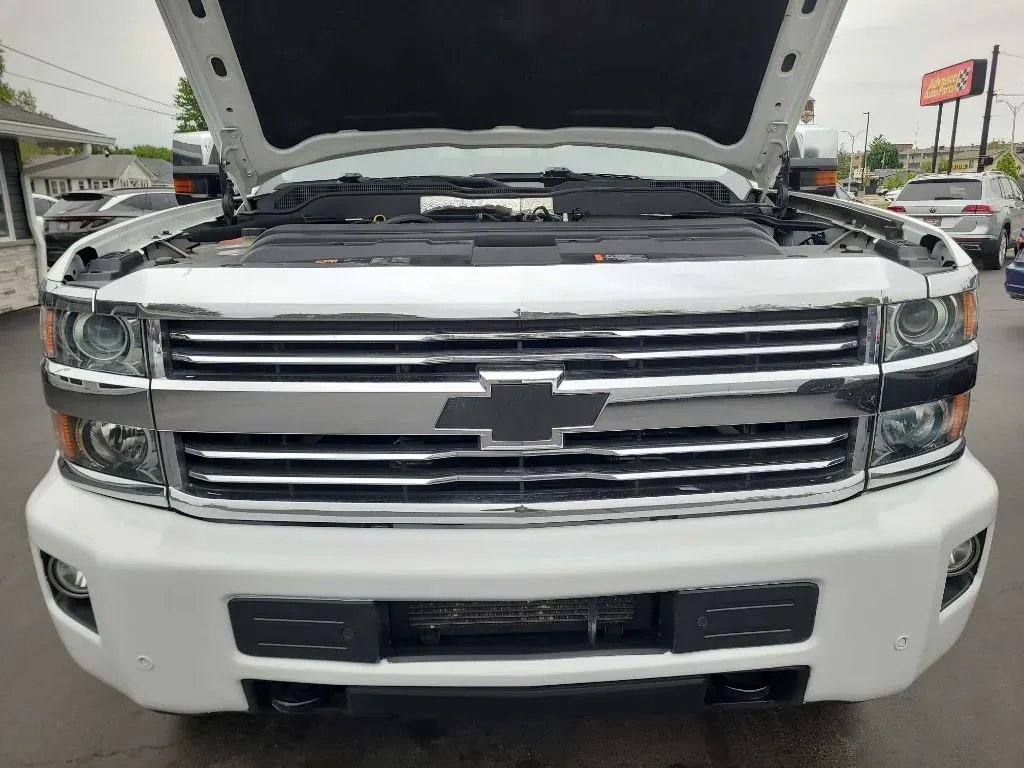 2016 Chevrolet Silverado 2500HD High Country - Photo 40