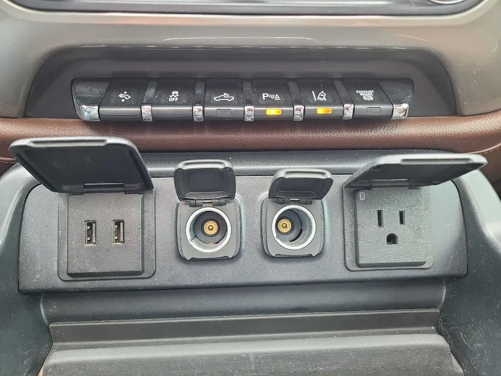 2016 Chevrolet Silverado 2500HD High Country - Photo 27