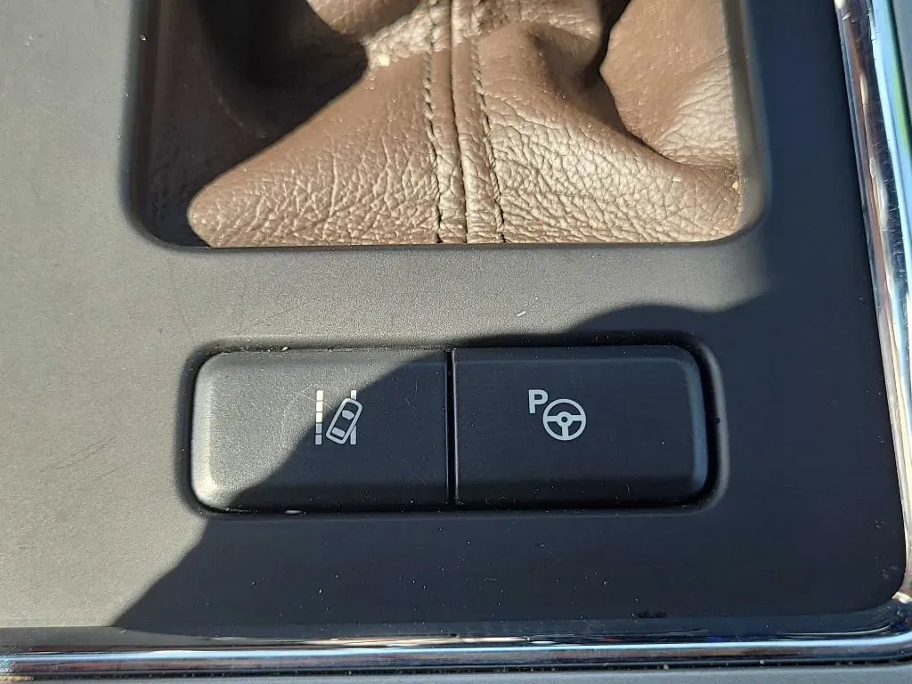 2020 Ford F-150 Lariat - Photo 29