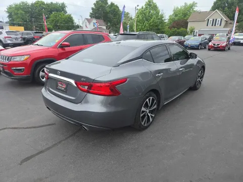More photos of 2018 NISSAN MAXIMA 3.5S at Fast Lane Autos, IN