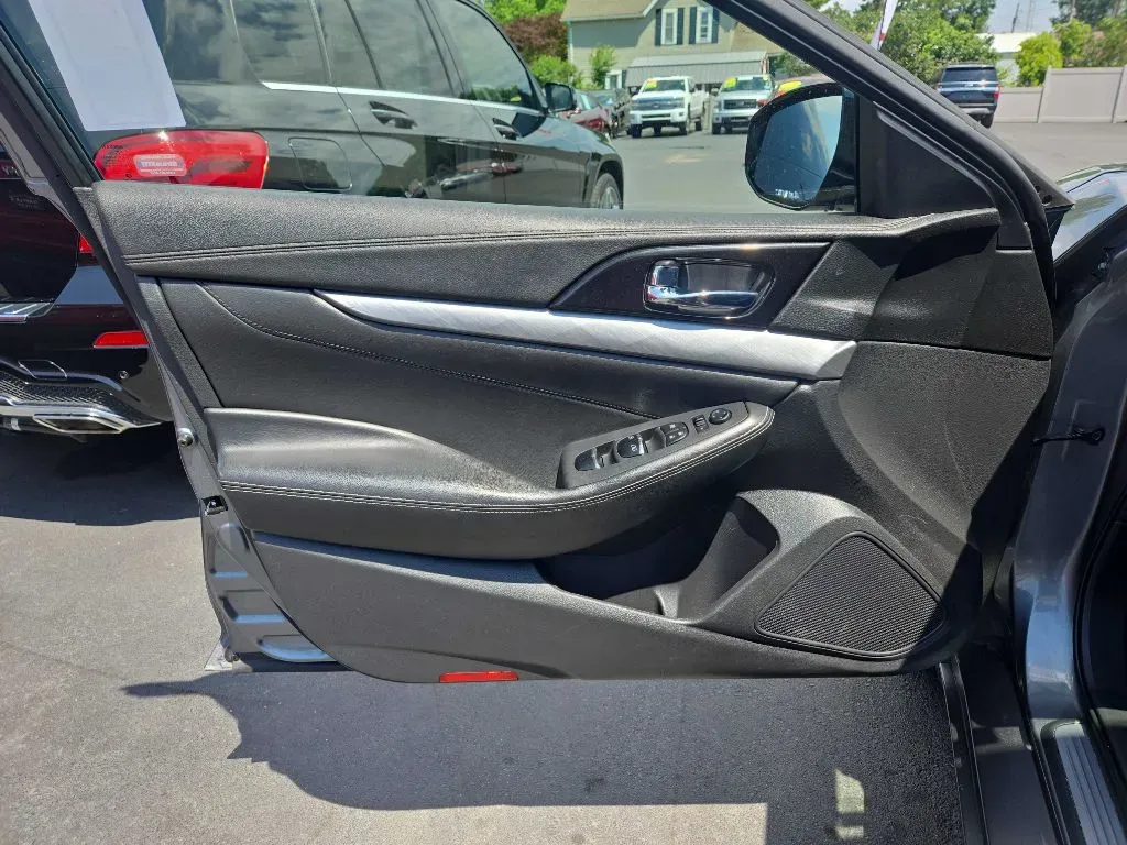 2018 Nissan Maxima SV - Photo 28