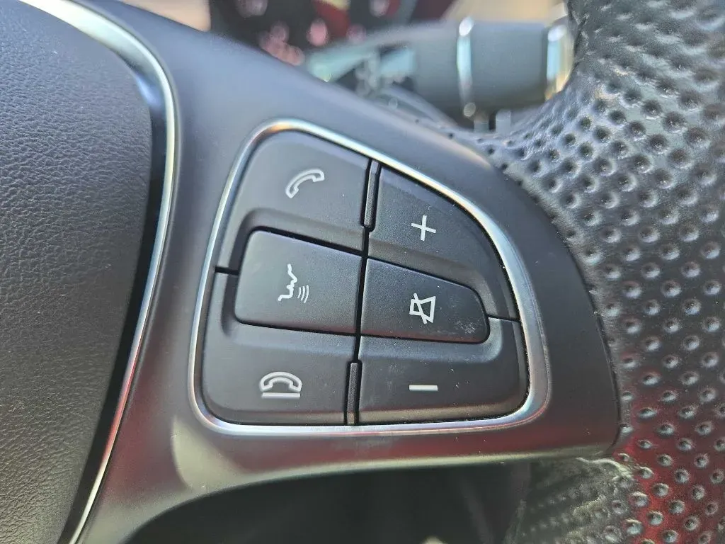 2019 Mercedes-Benz GLC GLC300 - Photo 22