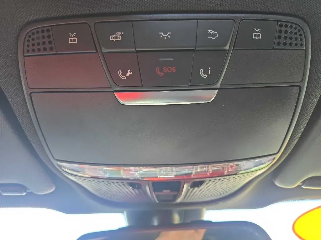 2019 Mercedes-Benz GLC GLC300 - Photo 27